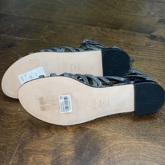 New, Stuart Weitzman Athens Metallic Gladiator Sandal - Picture 12 of 15